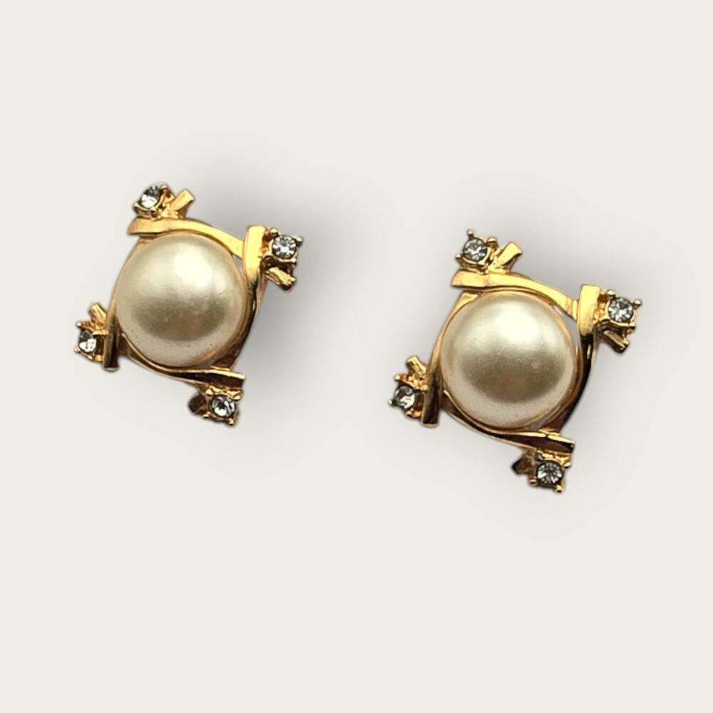 Pearl & Rhinestone Gold Vintage Earrings - Classic Romantic